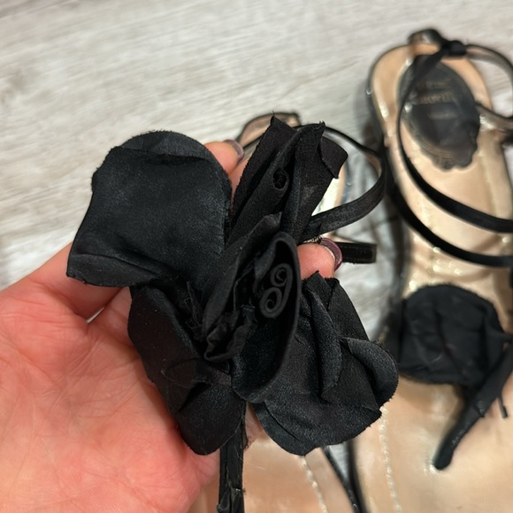 Gorgeous Rene Caovilla sandals!! - Picture 3 of 4